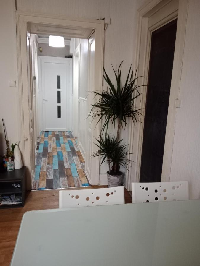 Pounette, Appartement T3 Centre / Thermes Luxeuil المظهر الخارجي الصورة